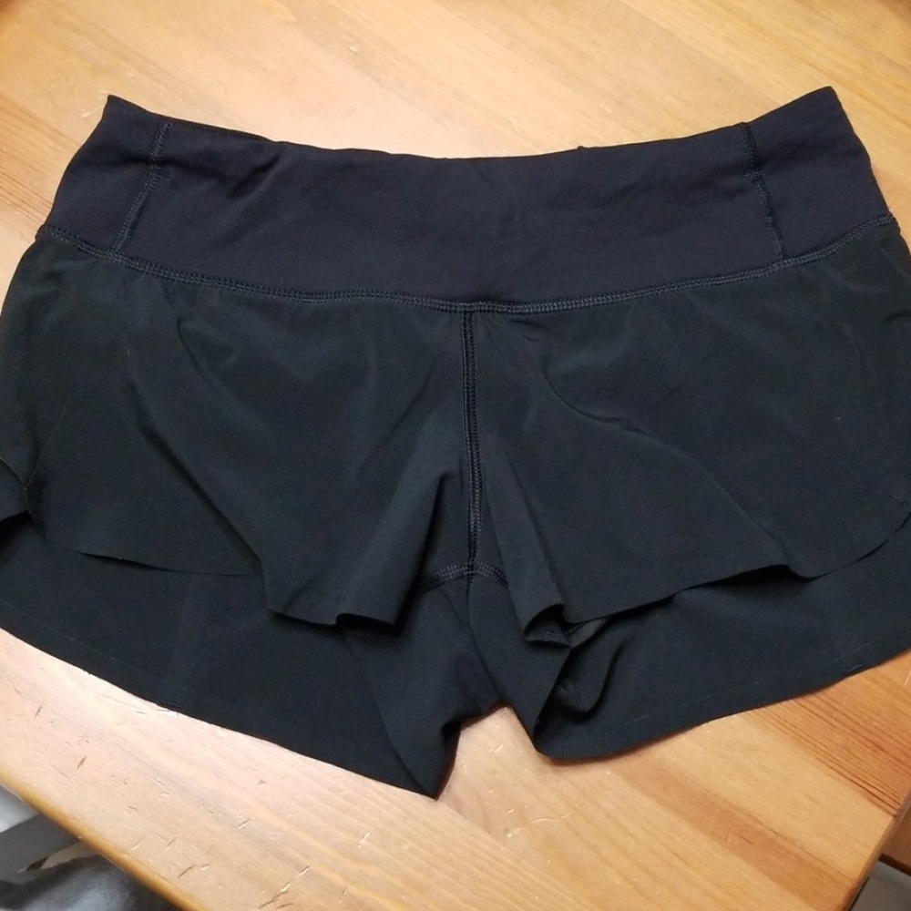 Lululemon speed shorts size 4